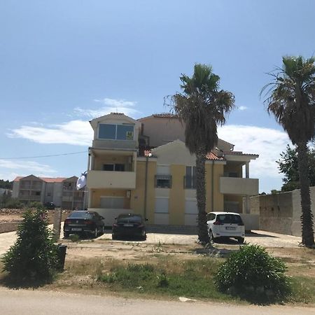 Jersani Apartment Murter Bagian luar foto