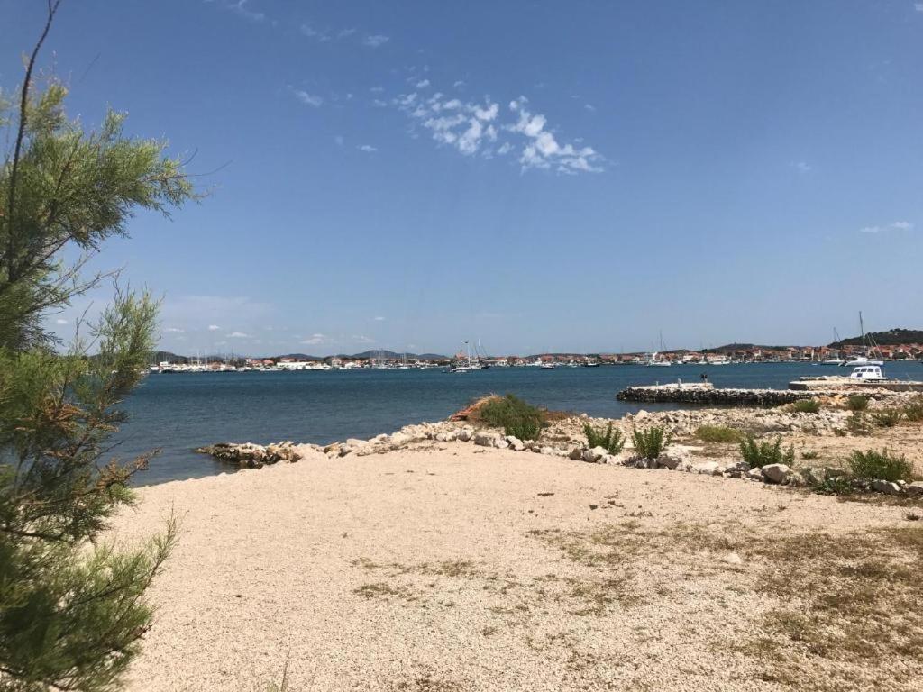 Jersani Apartment Murter Bagian luar foto