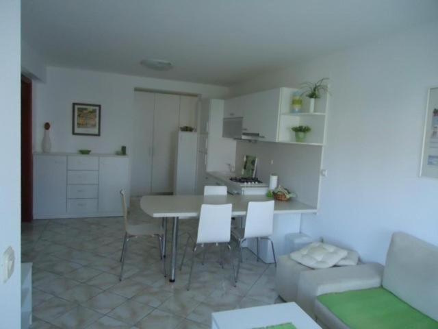 Jersani Apartment Murter Bagian luar foto